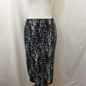Women's  Premise  Knee- Length Skirt